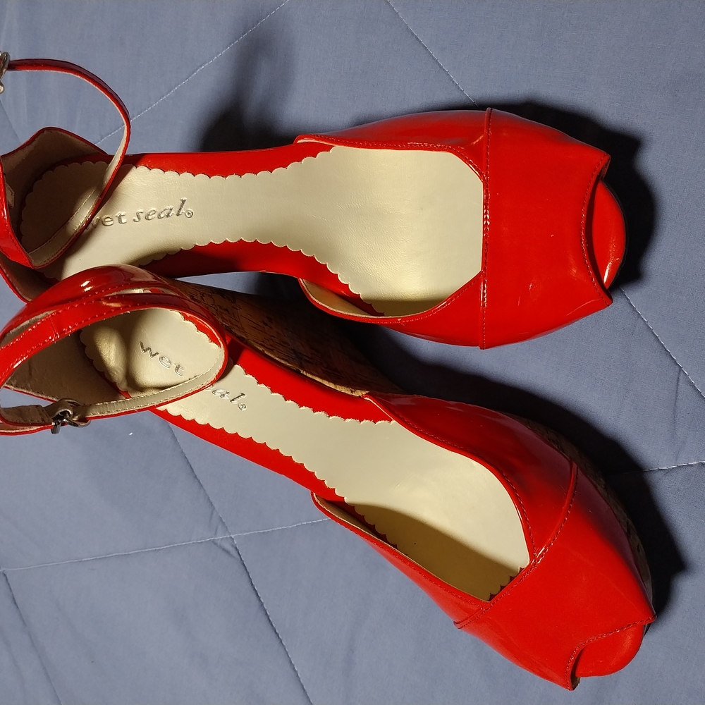 Wet Seal Red Peep Toe Wedges